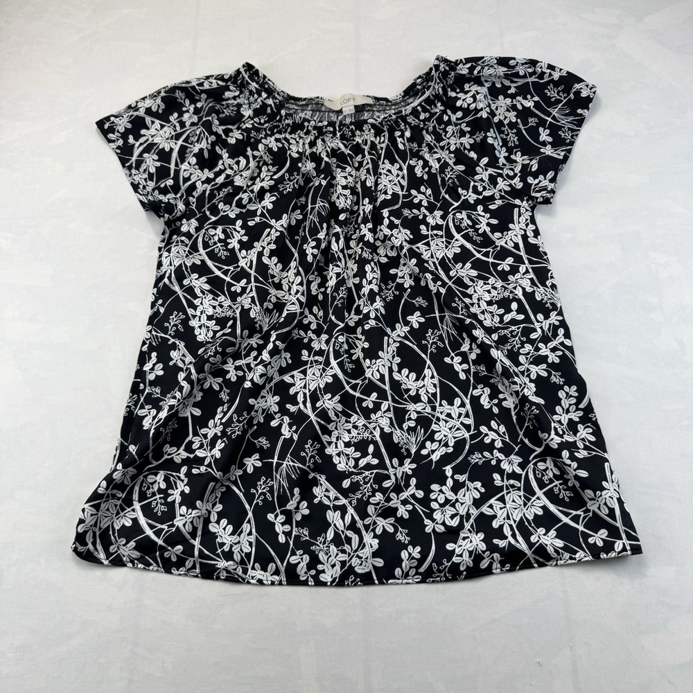 LOFT Womens Small Black White Floral Print Blouse Short Sleeve Top